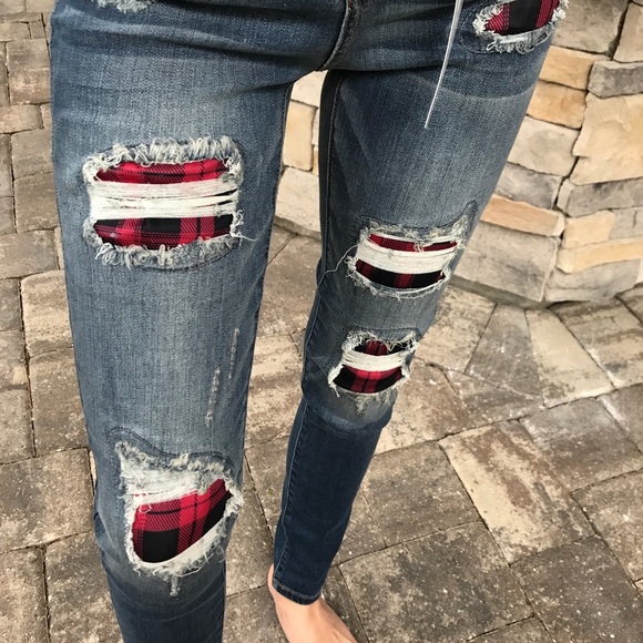 Judy Blue PLAID PATCH SKINNY jeans - Picture 6 of 8